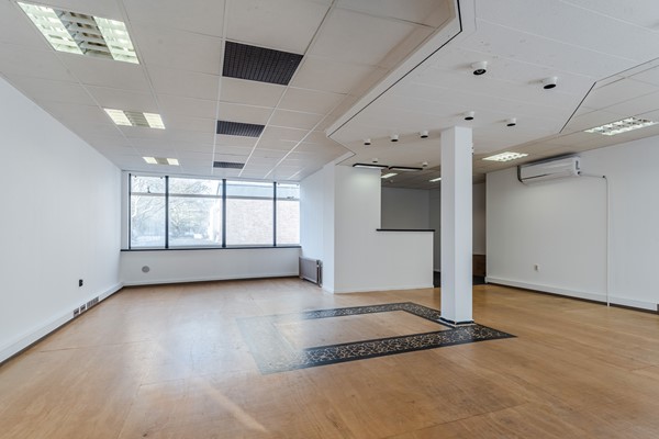 20251124, Hoogstraat 144-146, Vlaardingen, Van Der Laan Makelaardij (5 of 35).jpg